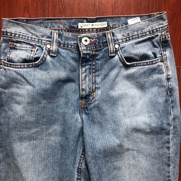 Tommy  Hilfiger Faded Straight Leg Mid Waist 28/32 Denim Jeans - Picture 7 of 13